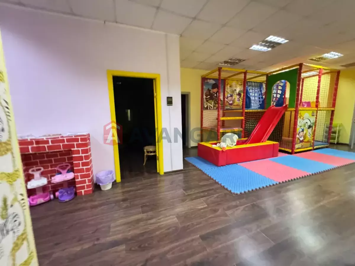 Сфера послуг, 200 кв.м. фото 8 Сфера послуг, 200 кв.м. фото 8