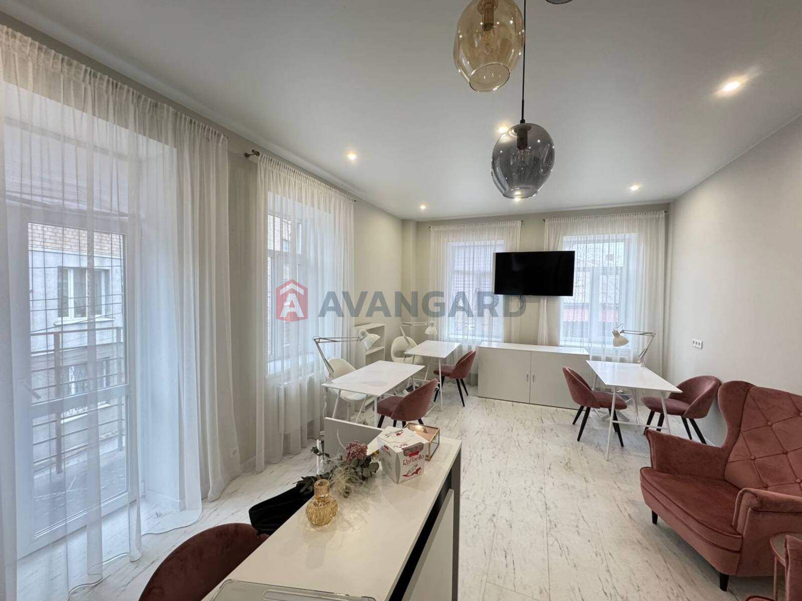 Сфера услуг, 40 кв.м. фото 10 Сфера услуг, 40 кв.м. фото 10