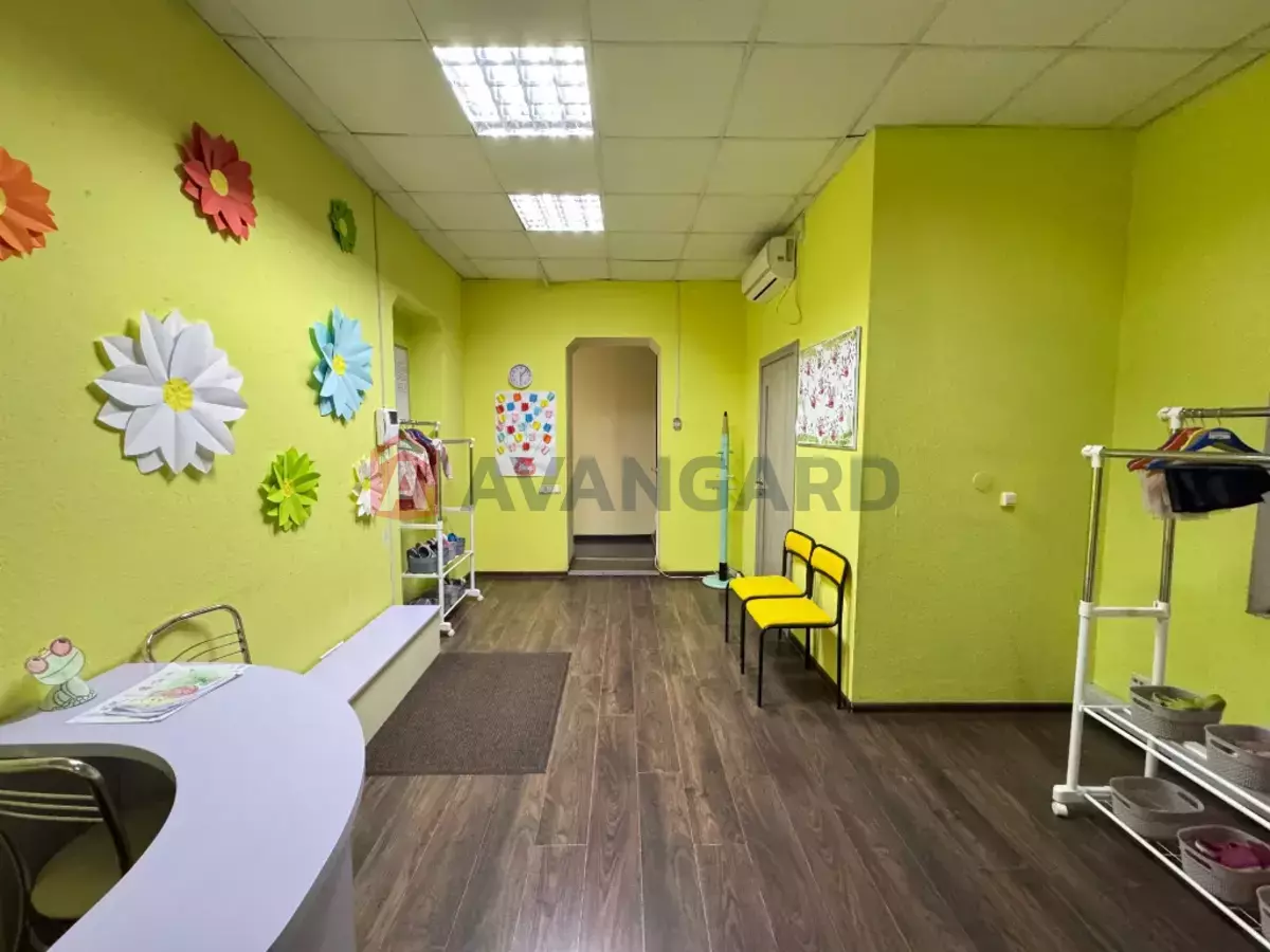 Сфера послуг, 200 кв.м. фото 14 Сфера послуг, 200 кв.м. фото 14