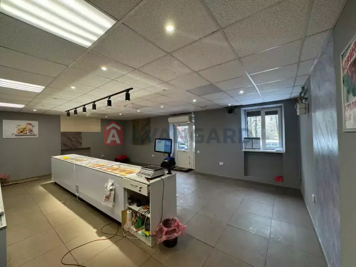 Торговая площадь, 45 кв.м. фото 1 Торговая площадь, 45 кв.м. фото 1