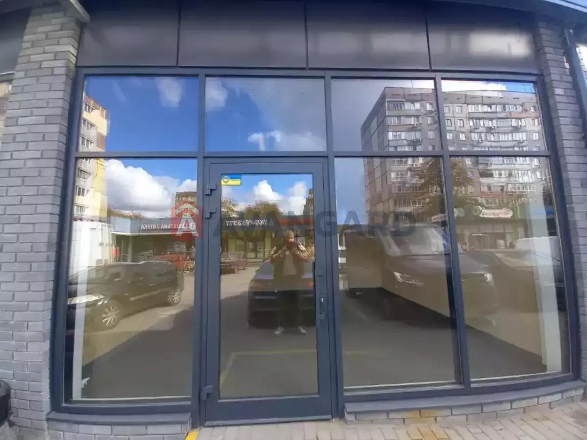 Торгівельна площа, 25 кв.м. фото 3 Торгівельна площа, 25 кв.м. фото 3