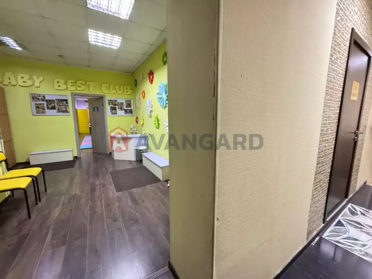 Сфера послуг, 200 кв.м. фото 6 Сфера послуг, 200 кв.м. фото 6