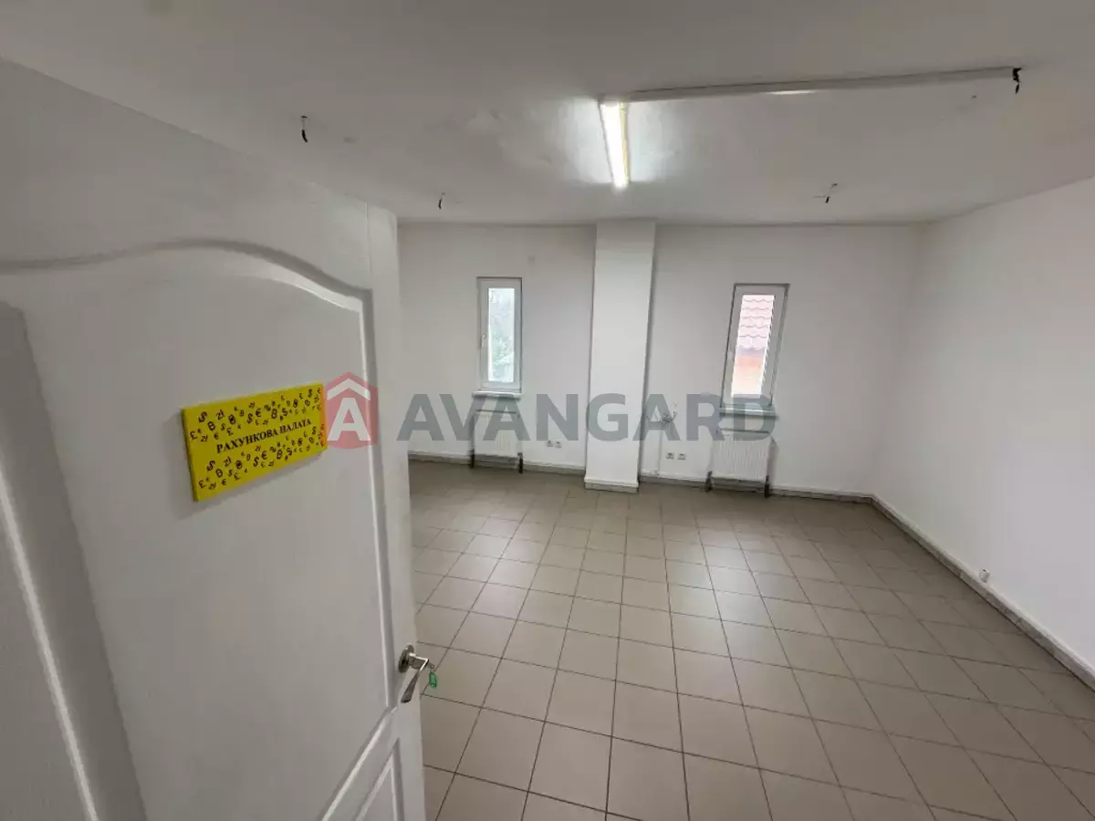 Торгівельна площа, 440 кв.м. фото 8 Торгівельна площа, 440 кв.м. фото 8