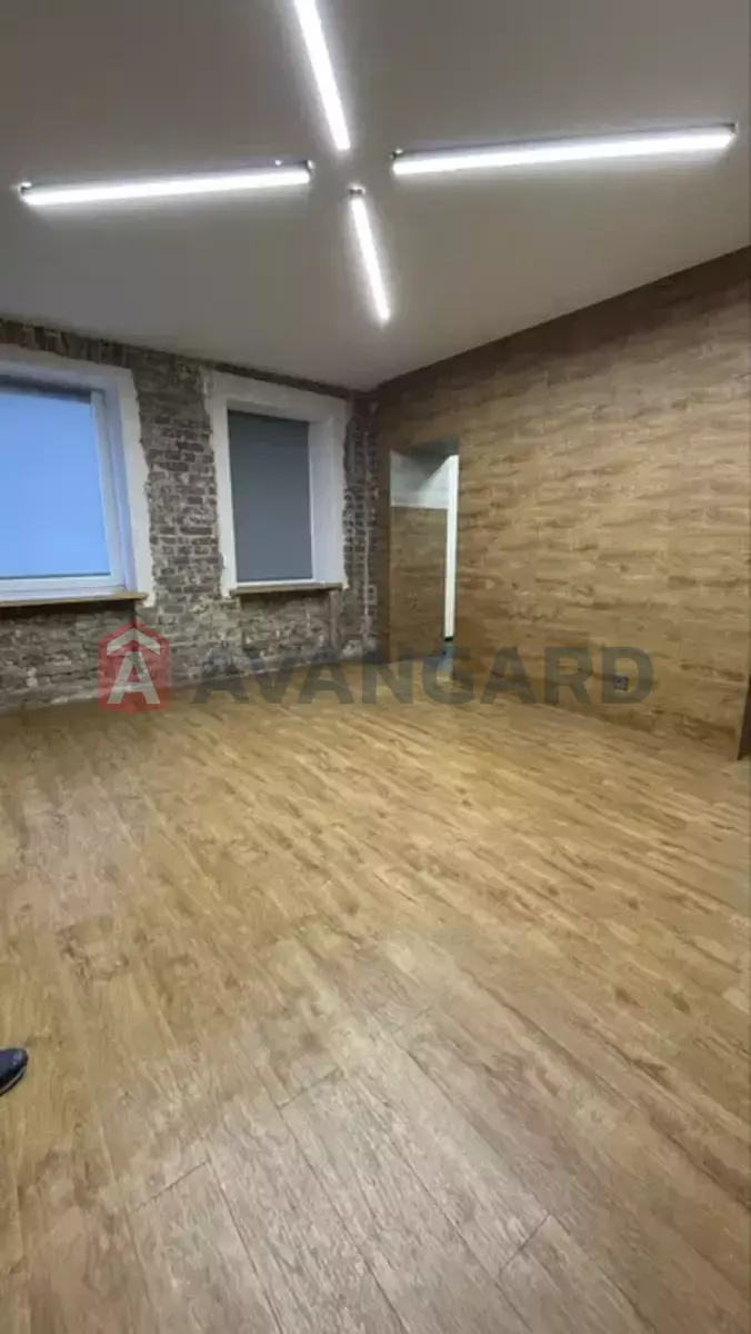 Торгівельна площа, 77 кв.м. фото 3 Торгівельна площа, 77 кв.м. фото 3