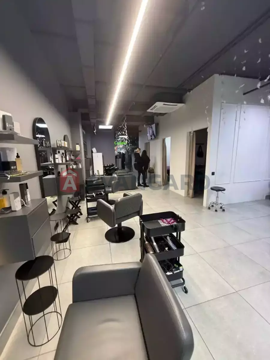 Сфера услуг, 71 кв.м. фото 3 Сфера услуг, 71 кв.м. фото 3