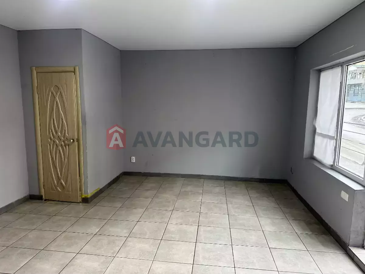 Торговая площадь, 28 кв.м. фото 1 Торговая площадь, 28 кв.м. фото 1