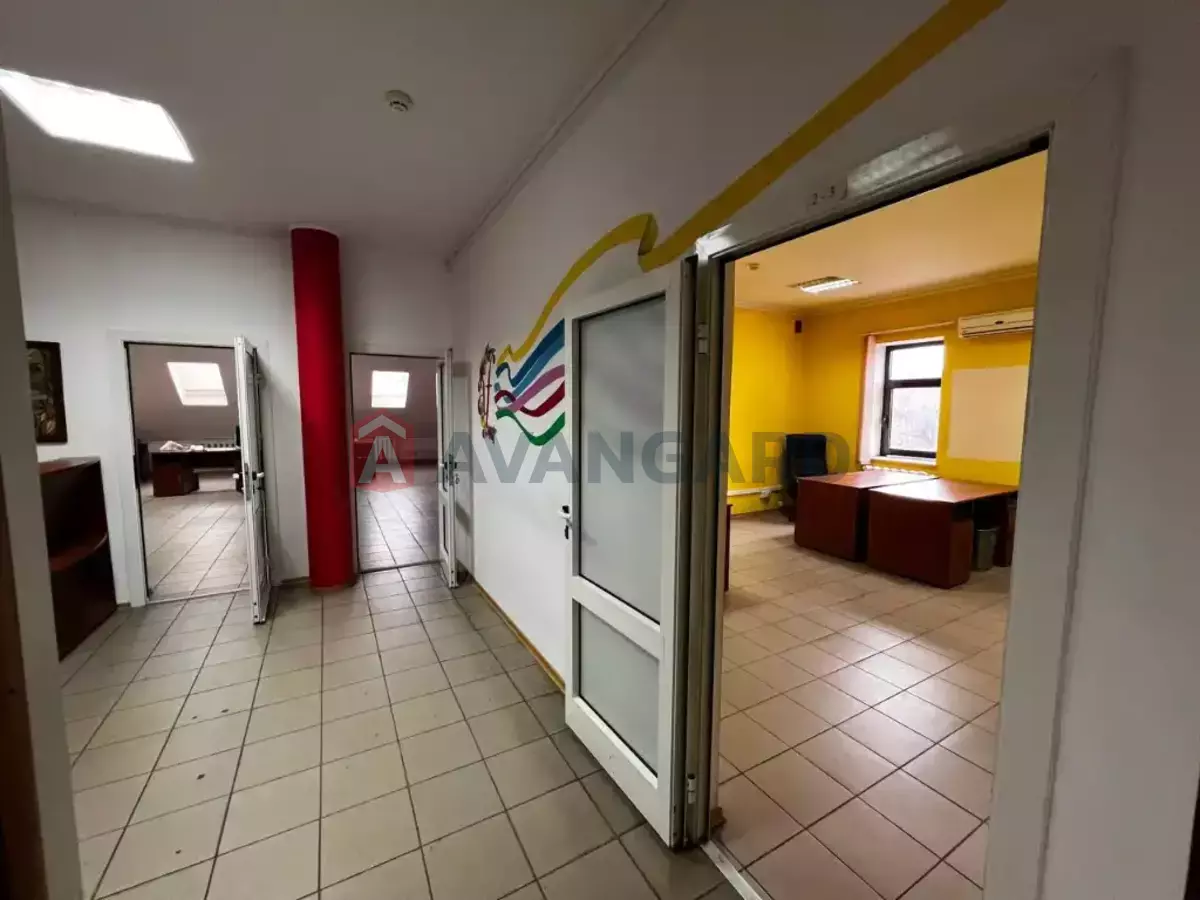 Торгівельна площа, 250 кв.м. фото 9 Торгівельна площа, 250 кв.м. фото 9