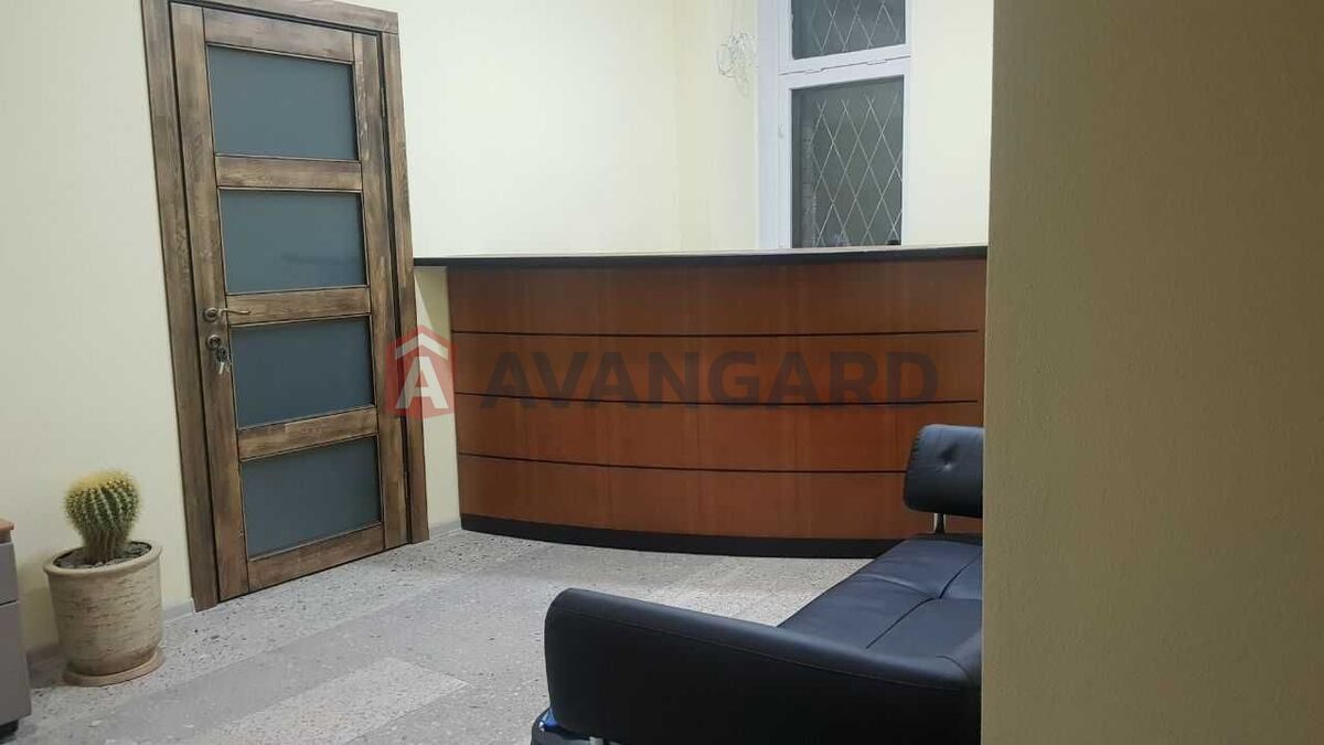 Сфера услуг, 130 кв.м. фото 8 Сфера услуг, 130 кв.м. фото 8