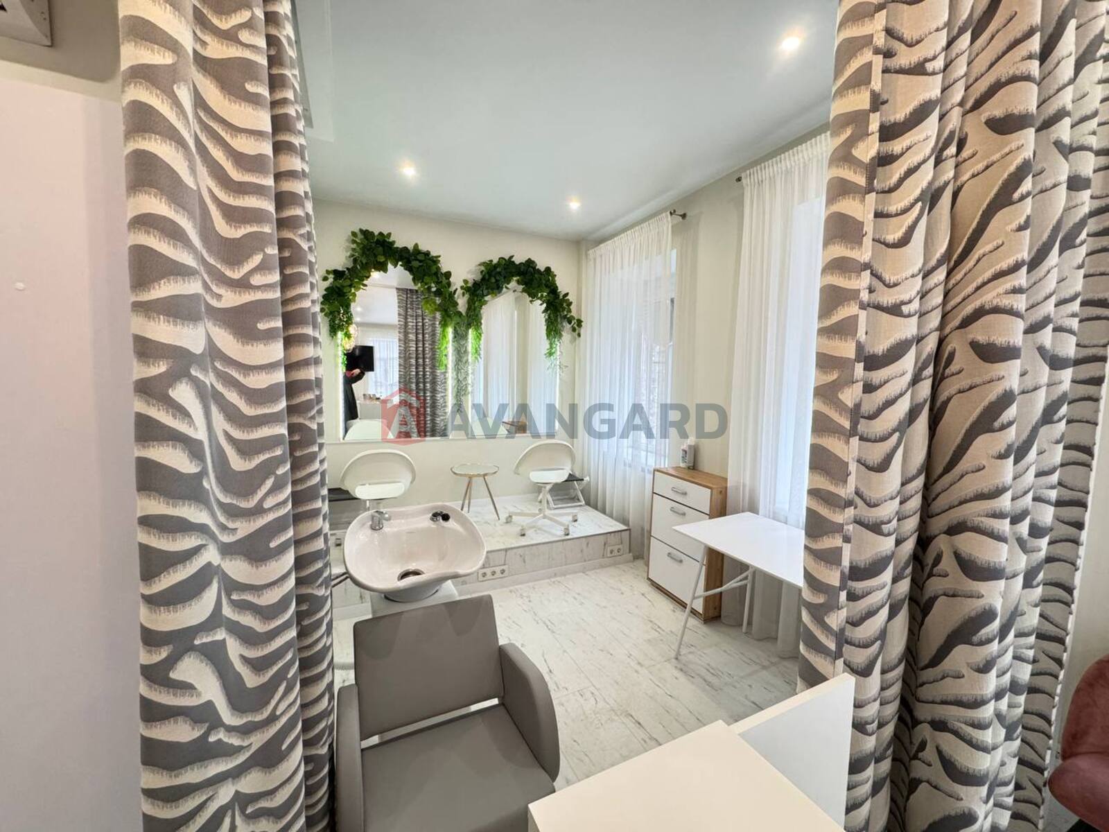 Сфера услуг, 40 кв.м. фото 14 Сфера услуг, 40 кв.м. фото 14