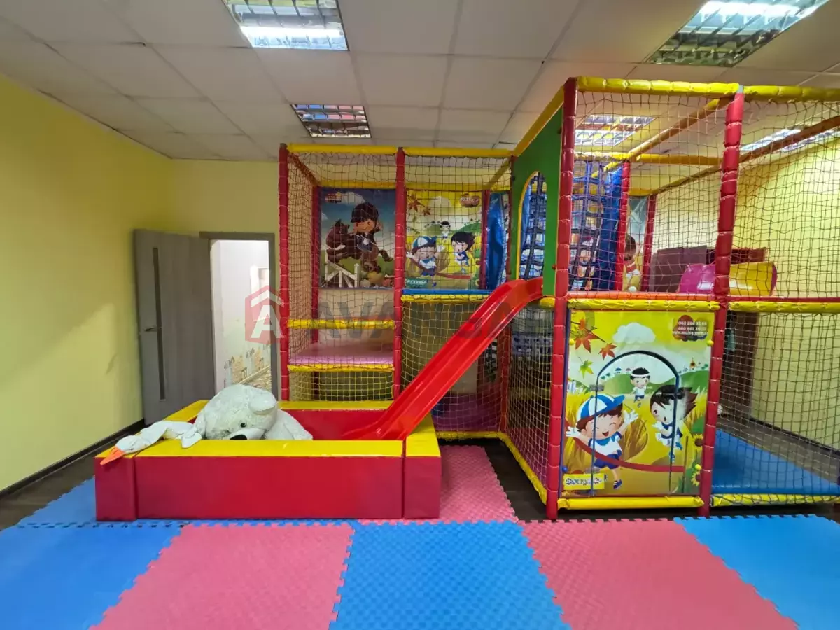 Сфера послуг, 200 кв.м. фото 1 Сфера послуг, 200 кв.м. фото 1