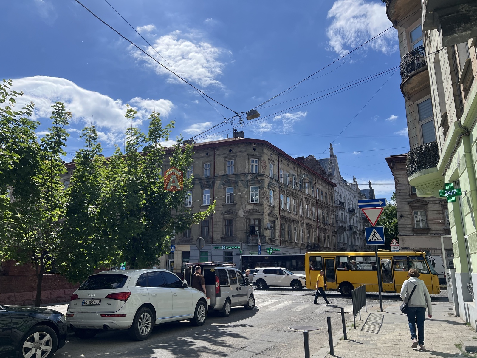 Торгівельна площа, Сфера послуг, 100 кв.м. фото 13 Торгівельна площа, Сфера послуг, 100 кв.м. фото 13