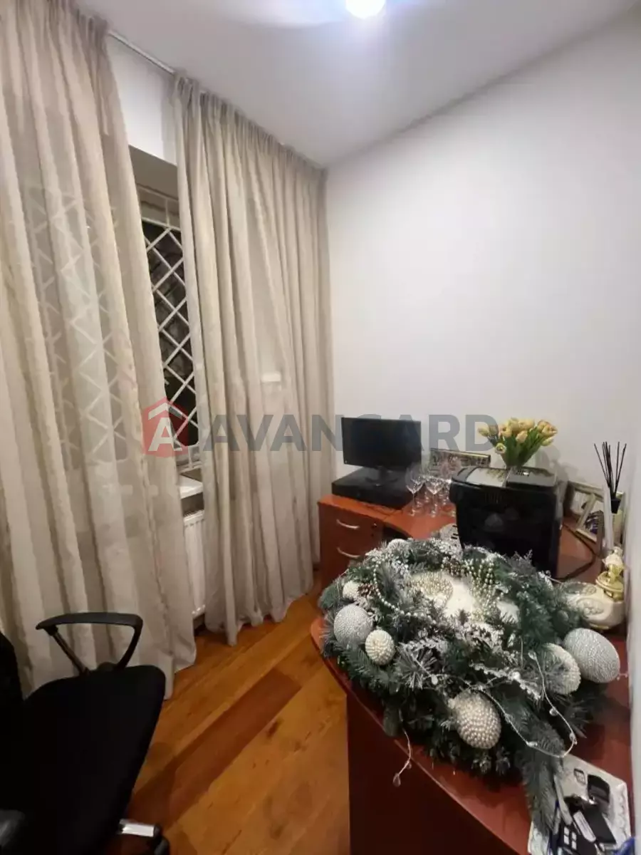 Торгівельна площа, 160 кв.м. фото 12 Торгівельна площа, 160 кв.м. фото 12