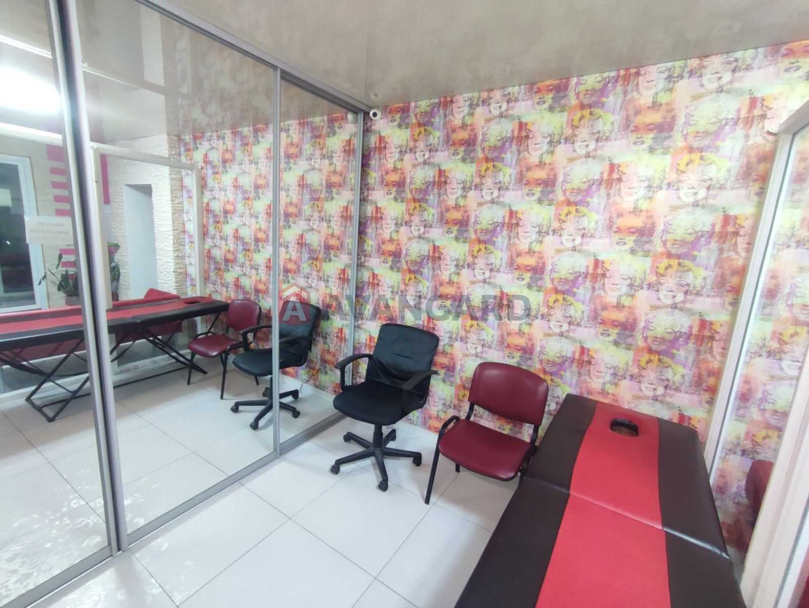 Сфера услуг, 65 кв.м. фото 3 Сфера услуг, 65 кв.м. фото 3