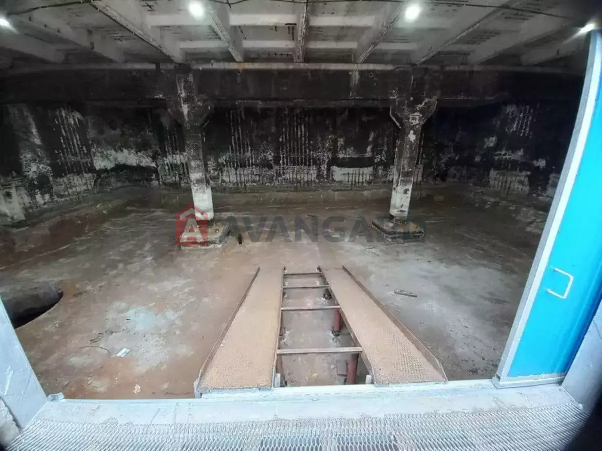 Складское помещение, 300 кв.м. фото 1 Складское помещение, 300 кв.м. фото 1