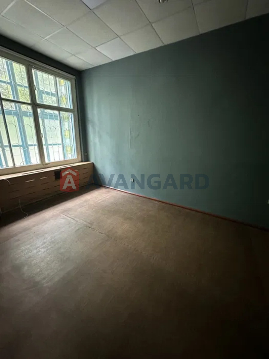 нежитлове приміщення в житловому будинку, 120 кв.м. фото 5 нежитлове приміщення в житловому будинку, 120 кв.м. фото 5