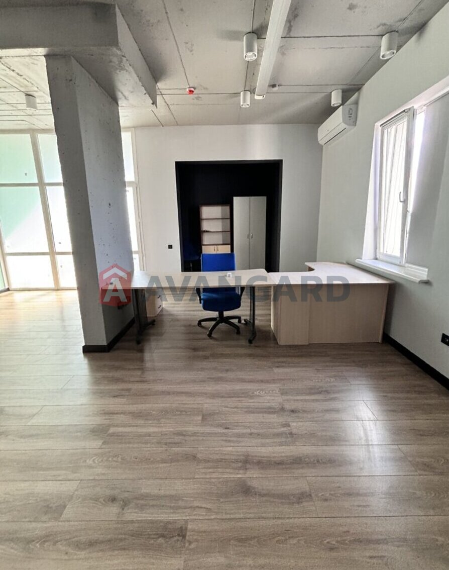 нежилое помещение в жилом доме, 200 кв.м. фото 10 нежилое помещение в жилом доме, 200 кв.м. фото 10