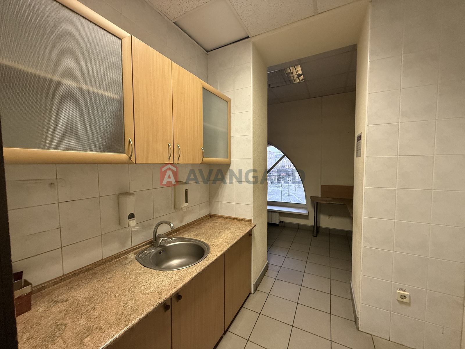 нежилое помещение в жилом доме, 342 кв.м. фото 10 нежилое помещение в жилом доме, 342 кв.м. фото 10