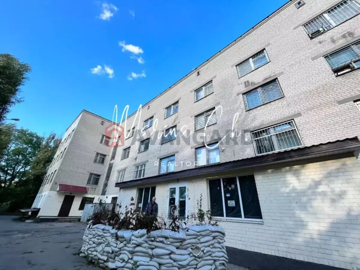 окремо стояча будівля, 3740 кв.м. фото 1 окремо стояча будівля, 3740 кв.м. фото 1