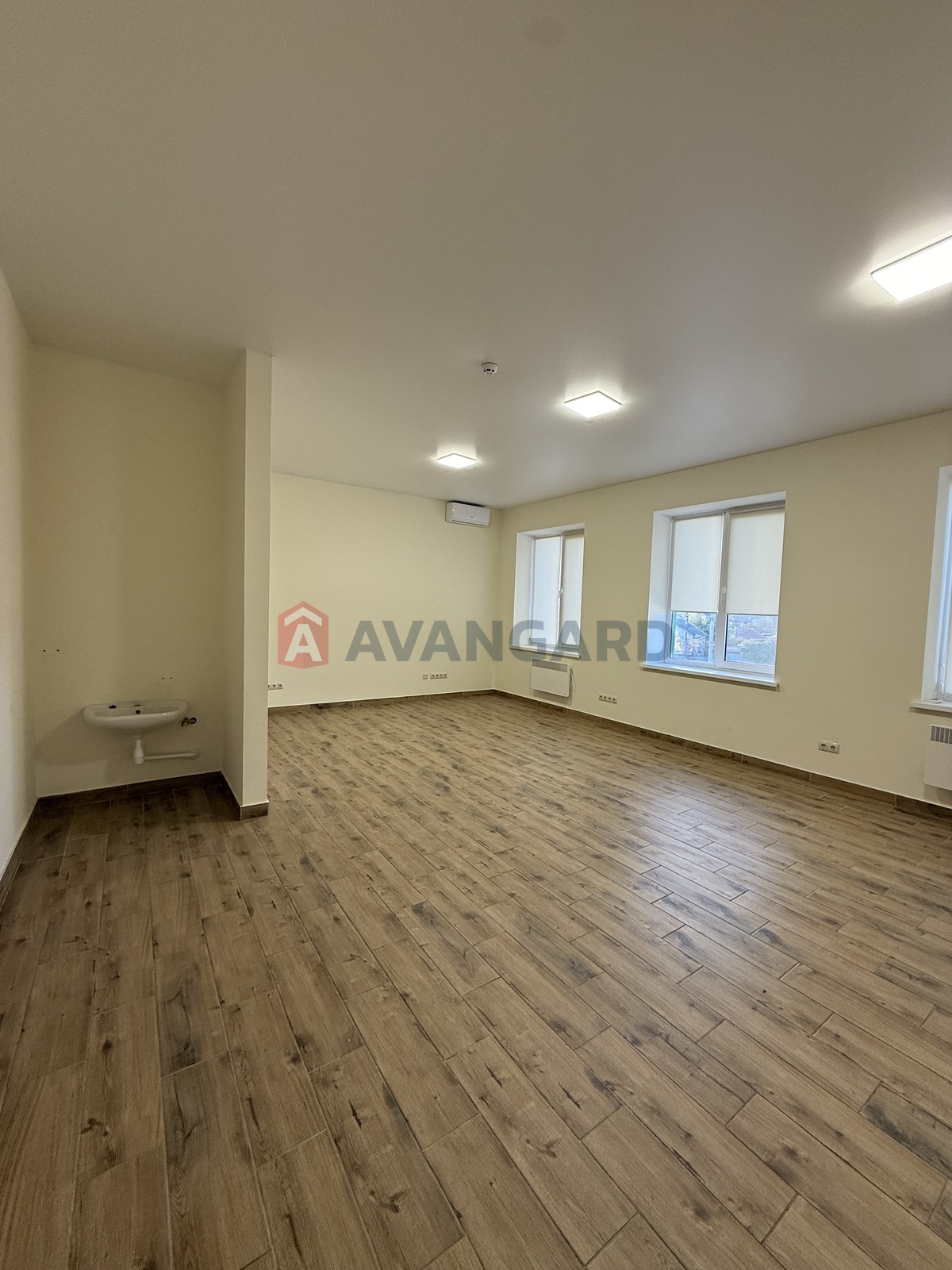 торгівельно-офісний центр, 39 кв.м. фото 3 торгівельно-офісний центр, 39 кв.м. фото 3