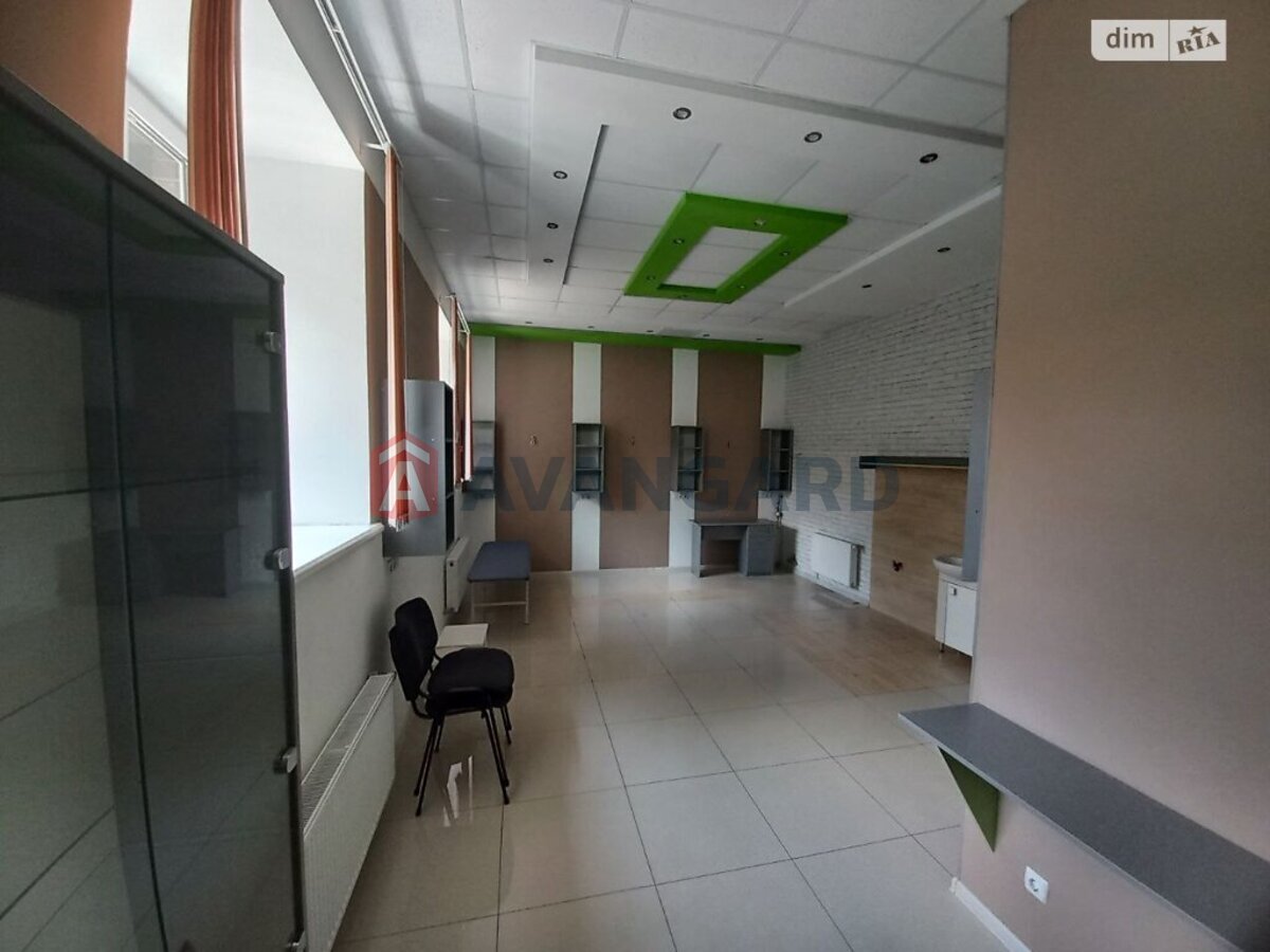 торгівельно-офісний центр, 62 кв.м. фото 6 торгівельно-офісний центр, 62 кв.м. фото 6