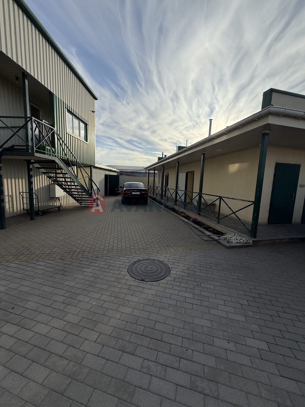 торгівельно-офісний центр, 39 кв.м. фото 8 торгівельно-офісний центр, 39 кв.м. фото 8