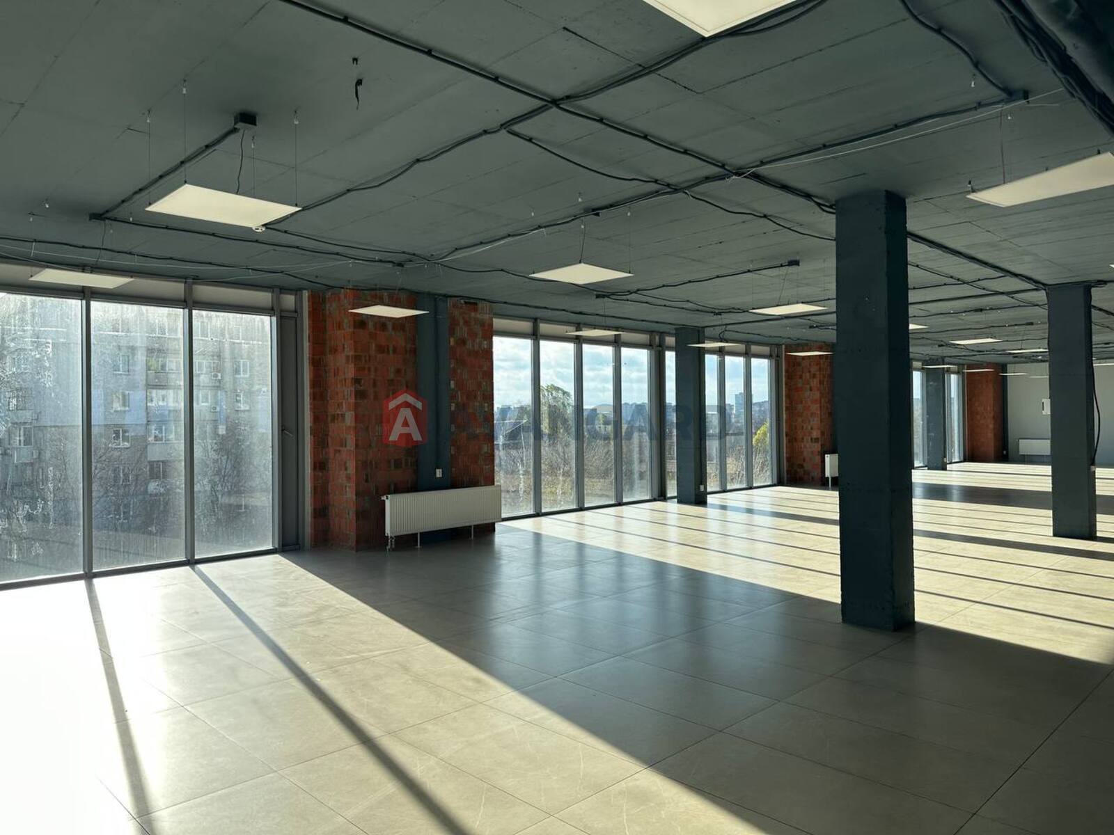 торговельно-офисный центр, 513 кв.м. фото 8 торговельно-офисный центр, 513 кв.м. фото 8