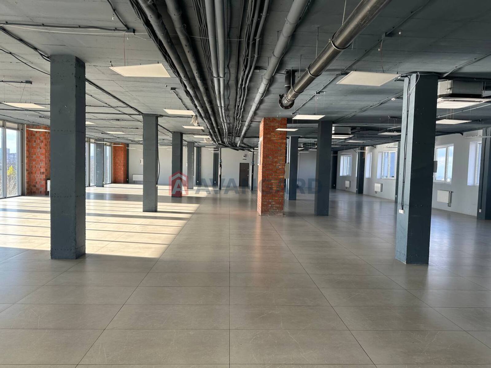 торгівельно-офісний центр, 513 кв.м. фото 2 торгівельно-офісний центр, 513 кв.м. фото 2