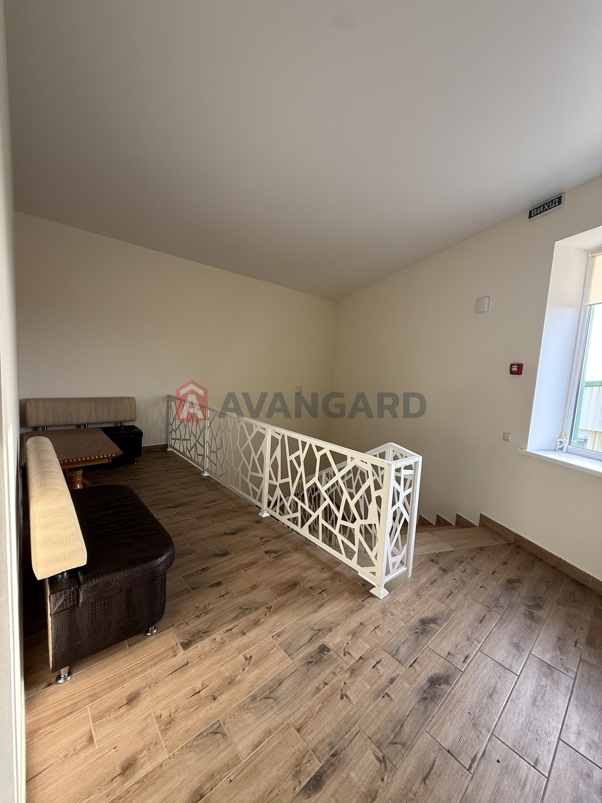 торгівельно-офісний центр, 39 кв.м. фото 6 торгівельно-офісний центр, 39 кв.м. фото 6