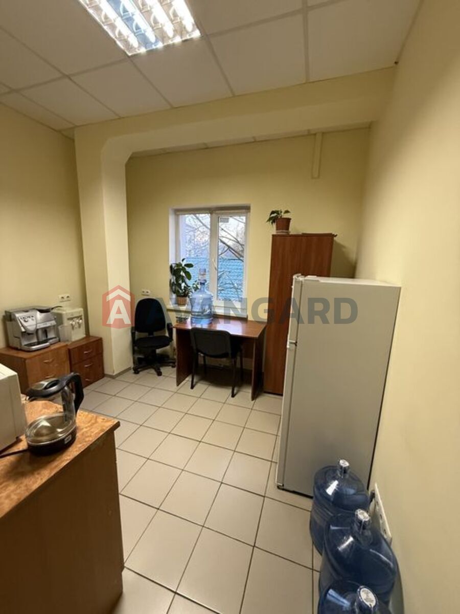 торгівельно-офісний центр, 144 кв.м. фото 9 торгівельно-офісний центр, 144 кв.м. фото 9