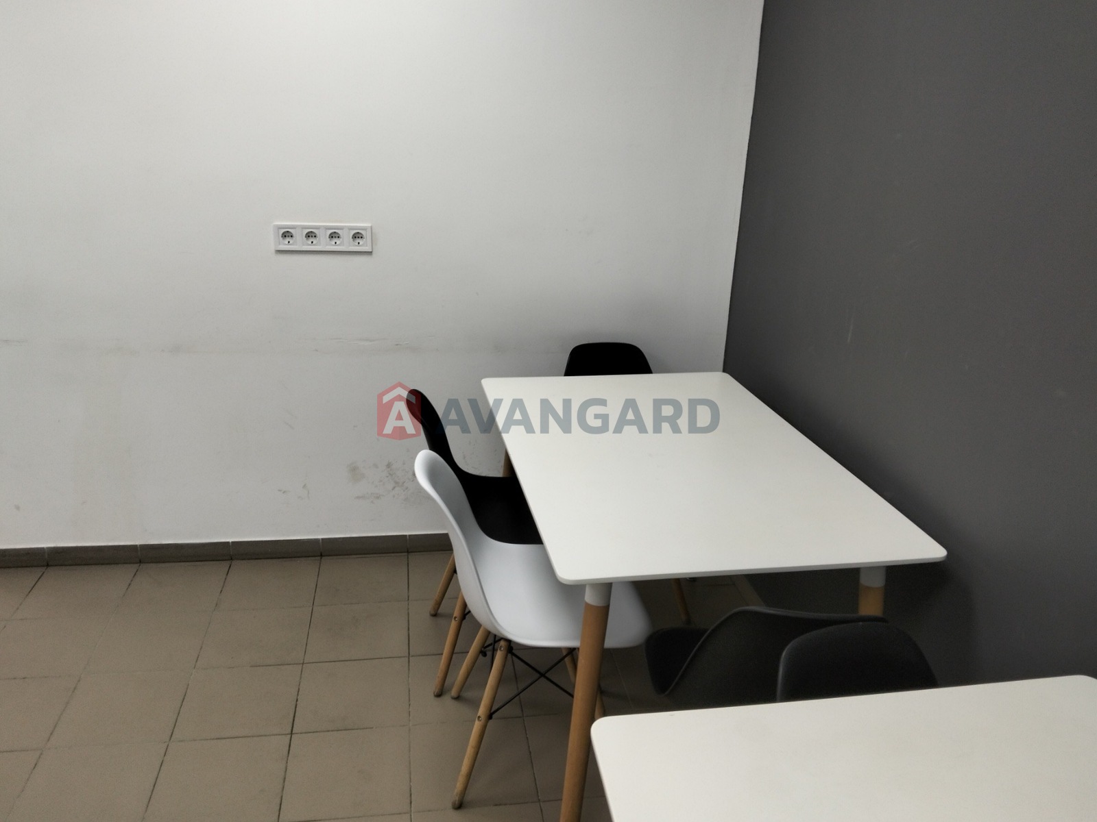 нежитлове приміщення в житловому будинку, 200 кв.м. фото 7 нежитлове приміщення в житловому будинку, 200 кв.м. фото 7