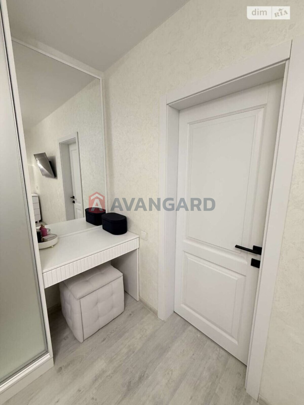 1 комн. квартира, 54/-/35 кв. м., 5/10 этаж фото 24 1 комн. квартира, 54/-/35 кв. м., 5/10 этаж фото 24