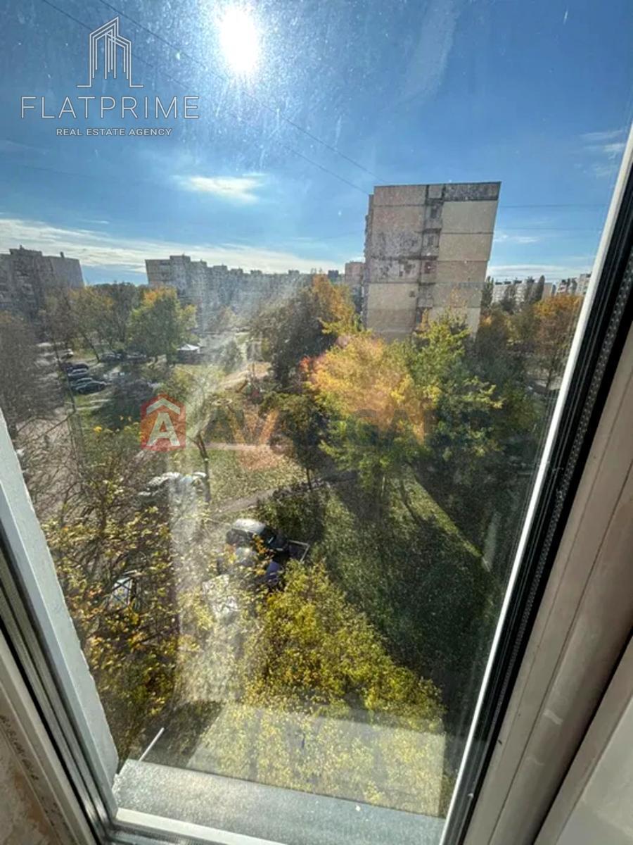 2 кім. квартира, 47 / 28 / 6 м? кв. м., 6/9 поверх фото 8 2 кім. квартира, 47 / 28 / 6 м? кв. м., 6/9 поверх фото 8