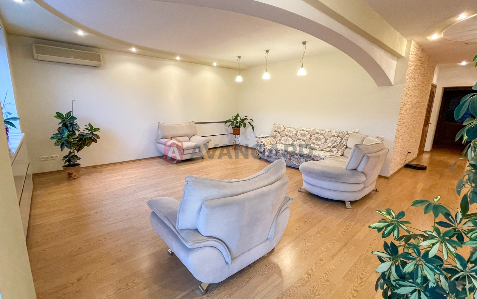 3 кім. квартира, 160/80/20 кв. м., 5/11 поверх фото 12 3 кім. квартира, 160/80/20 кв. м., 5/11 поверх фото 12