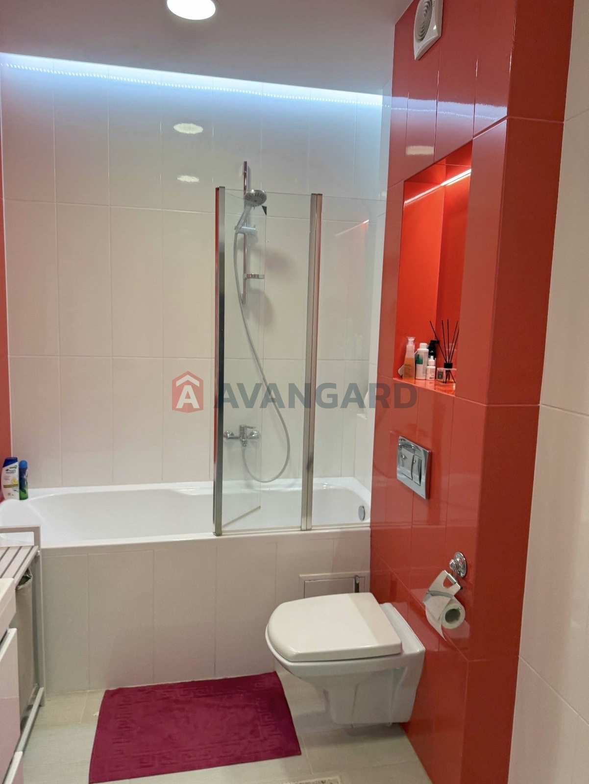 3 кім. квартира, 90/69/18 кв. м., 9/9 поверх фото 17 3 кім. квартира, 90/69/18 кв. м., 9/9 поверх фото 17