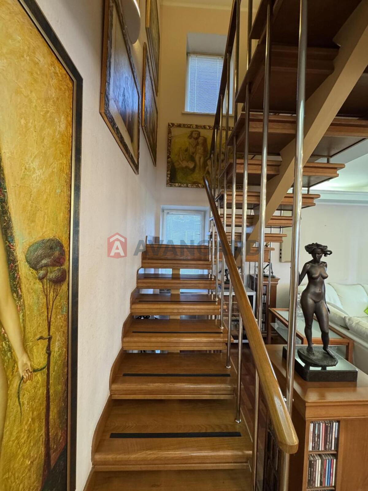 3 комн. квартира, 156/102/9 кв. м., 5/7 этаж фото 5 3 комн. квартира, 156/102/9 кв. м., 5/7 этаж фото 5