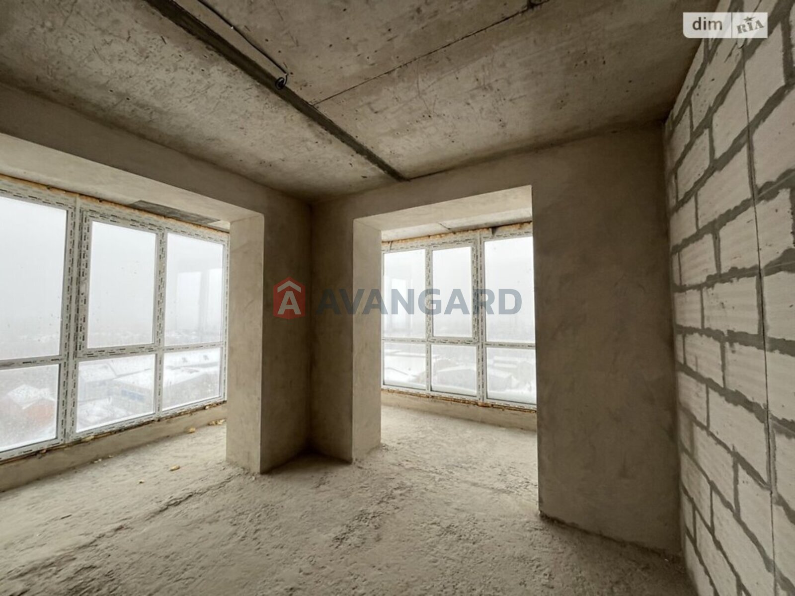 3 кім. квартира, 100/-/21 кв. м., 10/10 поверх фото 2 3 кім. квартира, 100/-/21 кв. м., 10/10 поверх фото 2