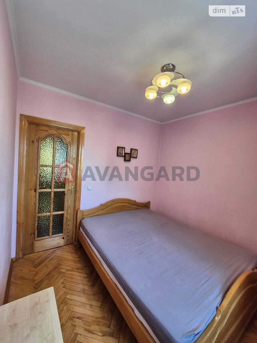 4 кім. квартира, 73/44/8 кв. м., 9/10 поверх фото 5 4 кім. квартира, 73/44/8 кв. м., 9/10 поверх фото 5