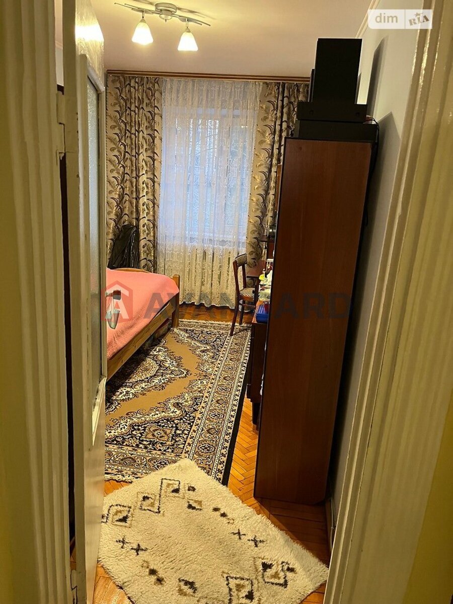 3 кім. квартира, 67/44/6 кв. м., 1/5 поверх фото 4 3 кім. квартира, 67/44/6 кв. м., 1/5 поверх фото 4