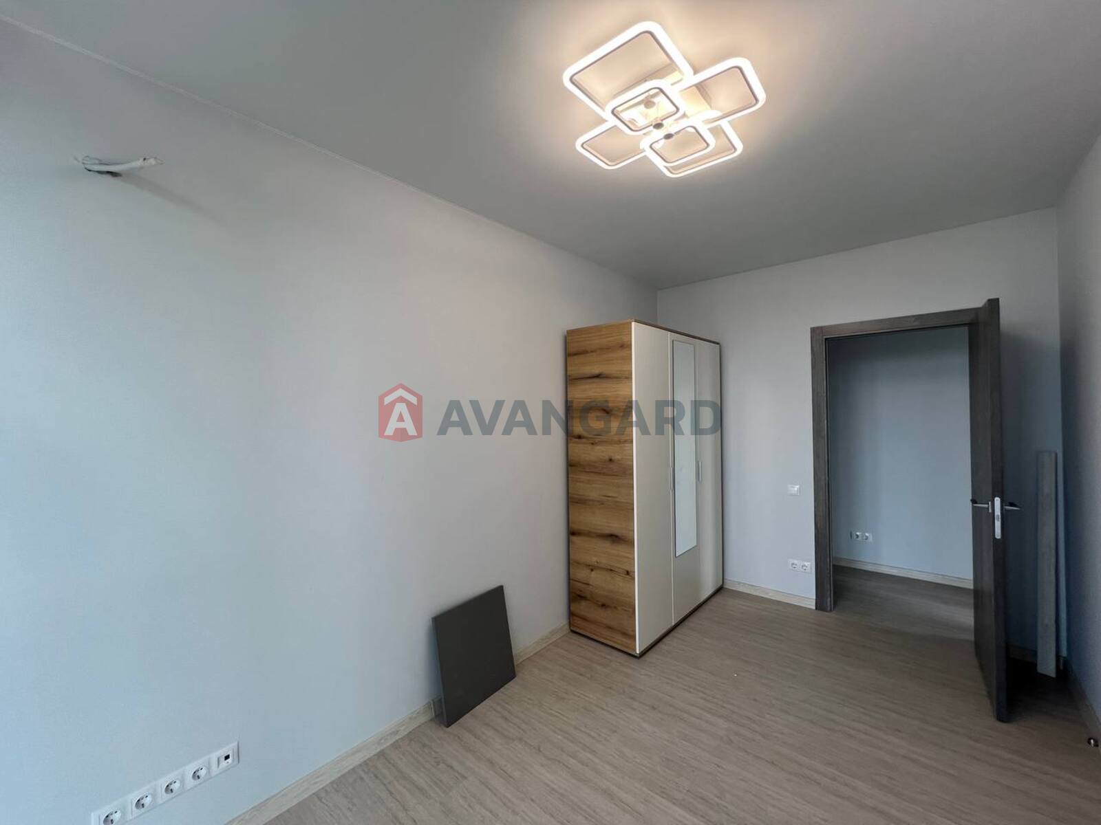 2 кім. квартира, 50/30/9 кв. м., 11/12 поверх фото 8 2 кім. квартира, 50/30/9 кв. м., 11/12 поверх фото 8