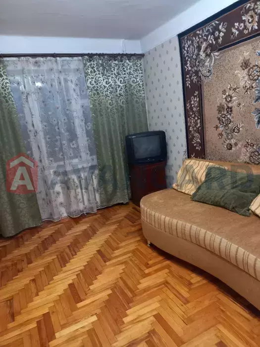 1 кім. квартира, 30/-/6 кв. м., 4/5 поверх фото 1 1 кім. квартира, 30/-/6 кв. м., 4/5 поверх фото 1