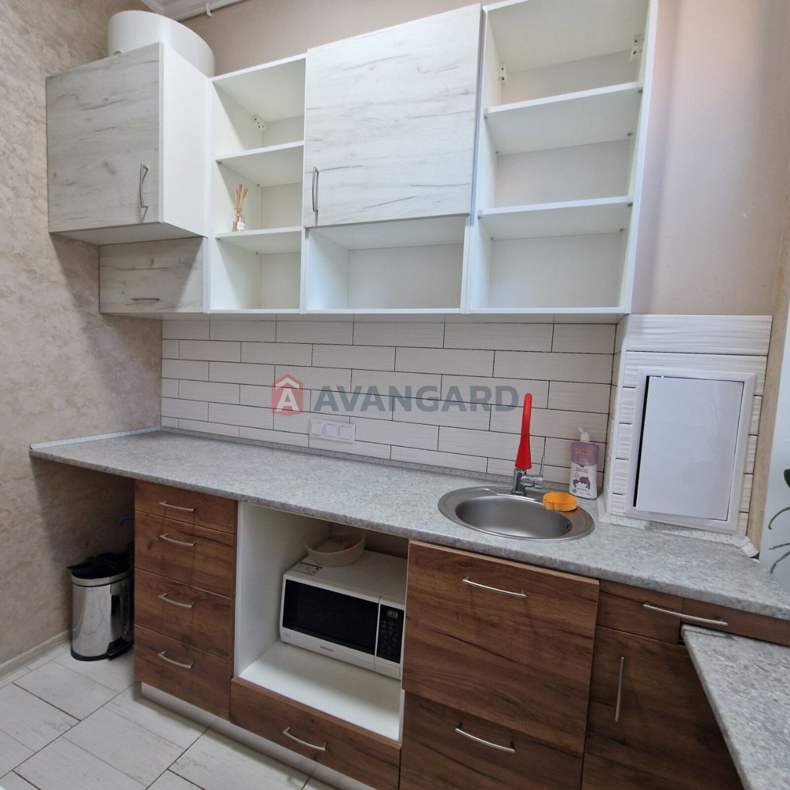 3 комн. квартира, 80,2/-/10 кв. м., 1/2 этаж фото 14 3 комн. квартира, 80,2/-/10 кв. м., 1/2 этаж фото 14