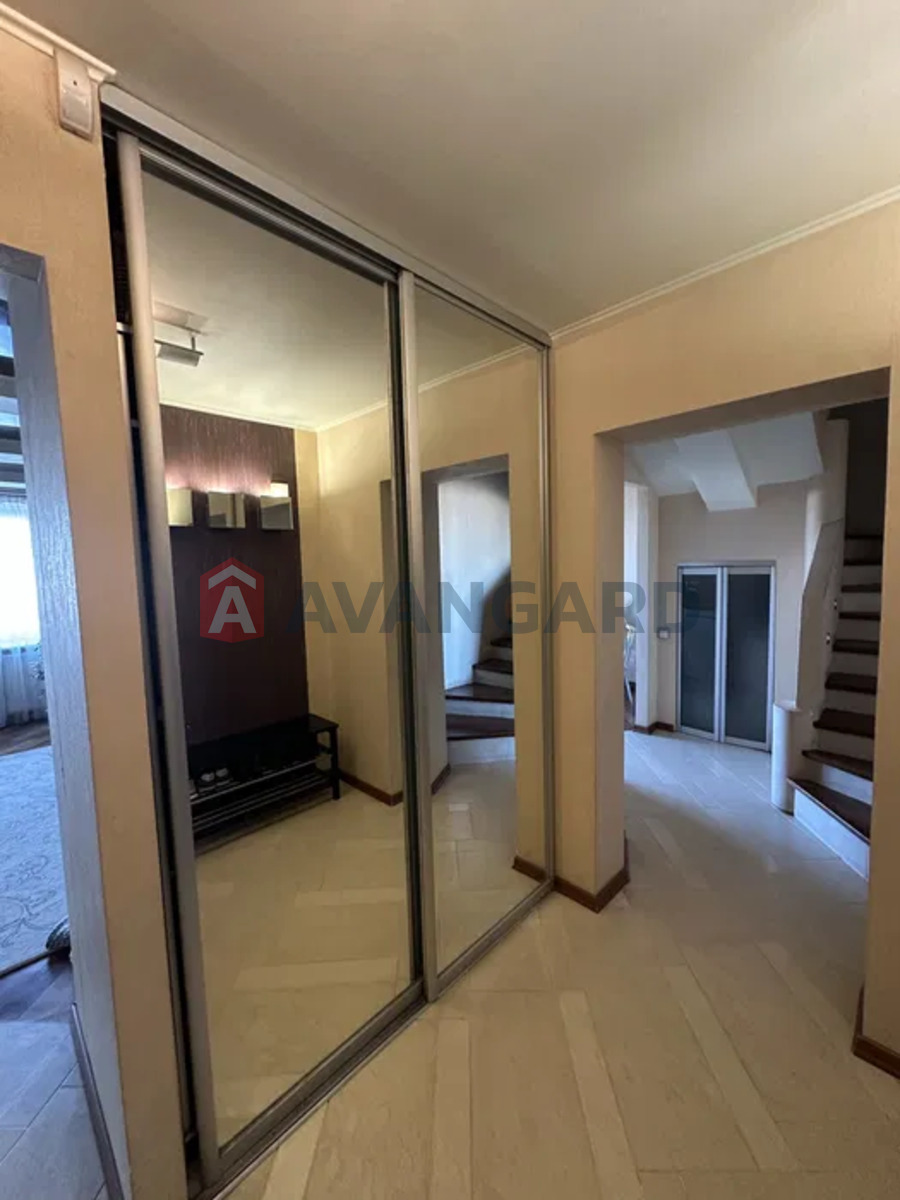 4 комн. квартира, 115/-/18 кв. м., 9/10 этаж фото 9 4 комн. квартира, 115/-/18 кв. м., 9/10 этаж фото 9