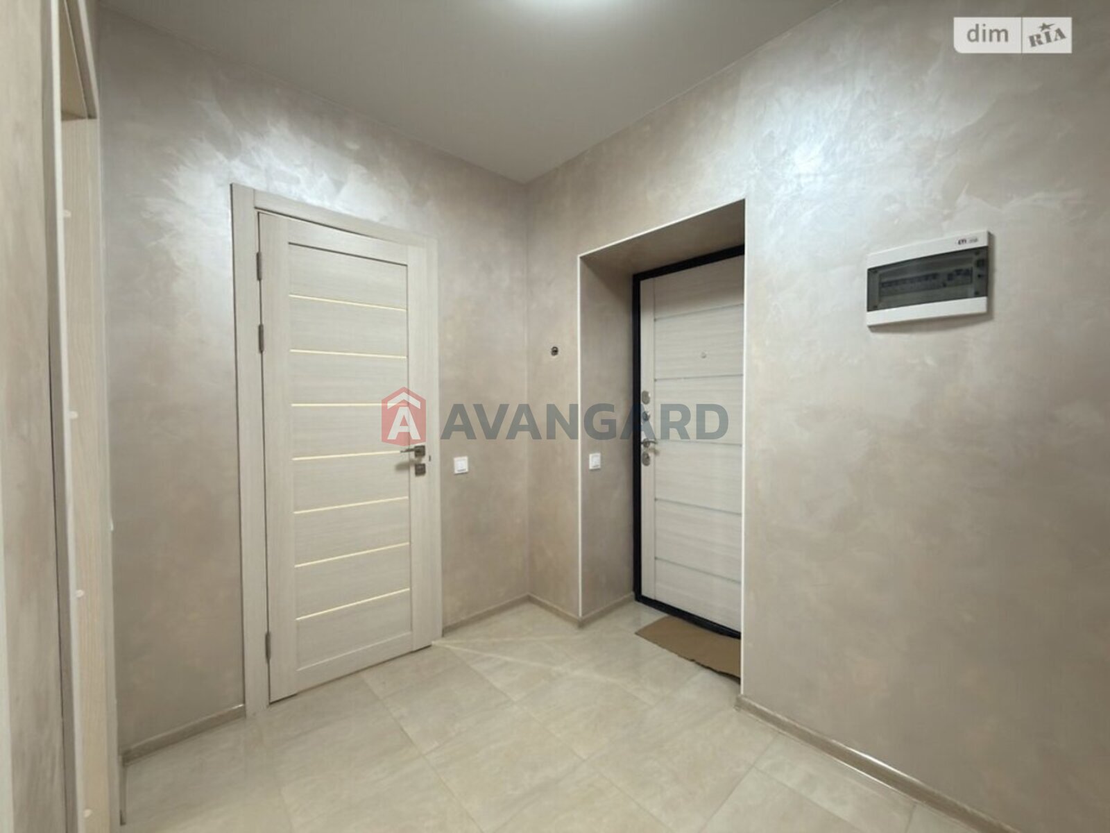 1 кім. квартира, 42/-/19 кв. м., 9/10 поверх фото 10 1 кім. квартира, 42/-/19 кв. м., 9/10 поверх фото 10