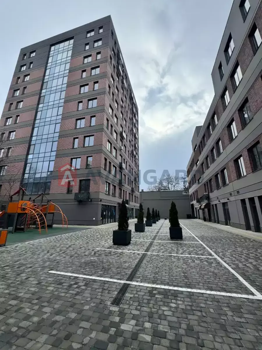 3 кім. квартира, 88/-/- кв. м., 2/4 поверх фото 3 3 кім. квартира, 88/-/- кв. м., 2/4 поверх фото 3