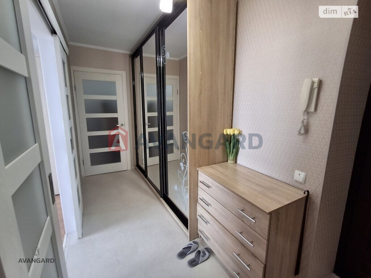 2 кім. квартира, 50/30/8 кв. м., 4/9 поверх фото 13 2 кім. квартира, 50/30/8 кв. м., 4/9 поверх фото 13