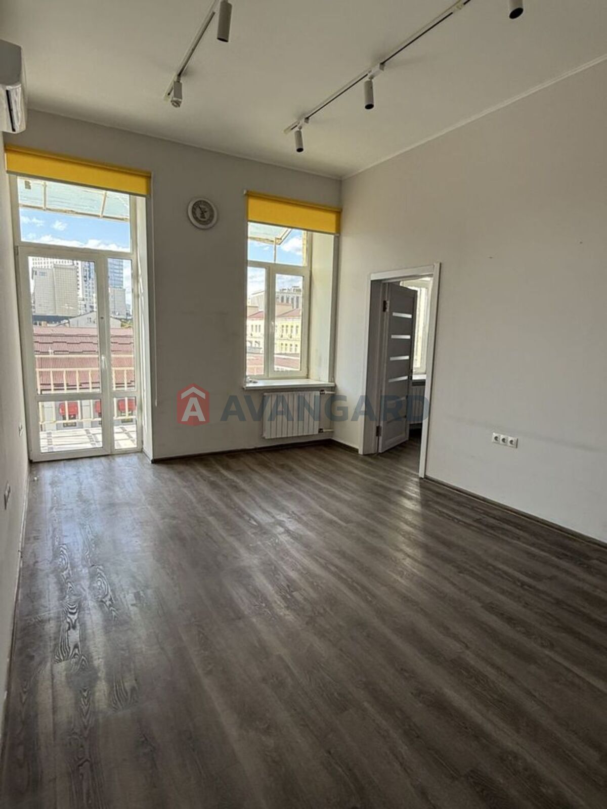 4 кім. квартира, 89/-/11 кв. м., 4/4 поверх фото 17 4 кім. квартира, 89/-/11 кв. м., 4/4 поверх фото 17