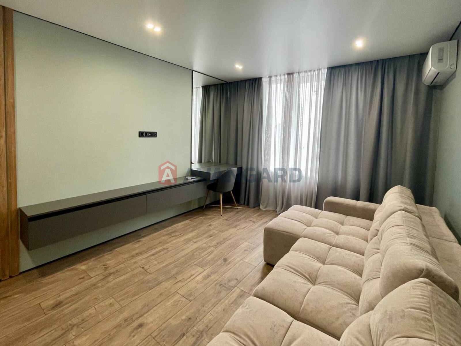 2 кім. квартира, 72/-/10 кв. м., 12/18 поверх фото 2 2 кім. квартира, 72/-/10 кв. м., 12/18 поверх фото 2