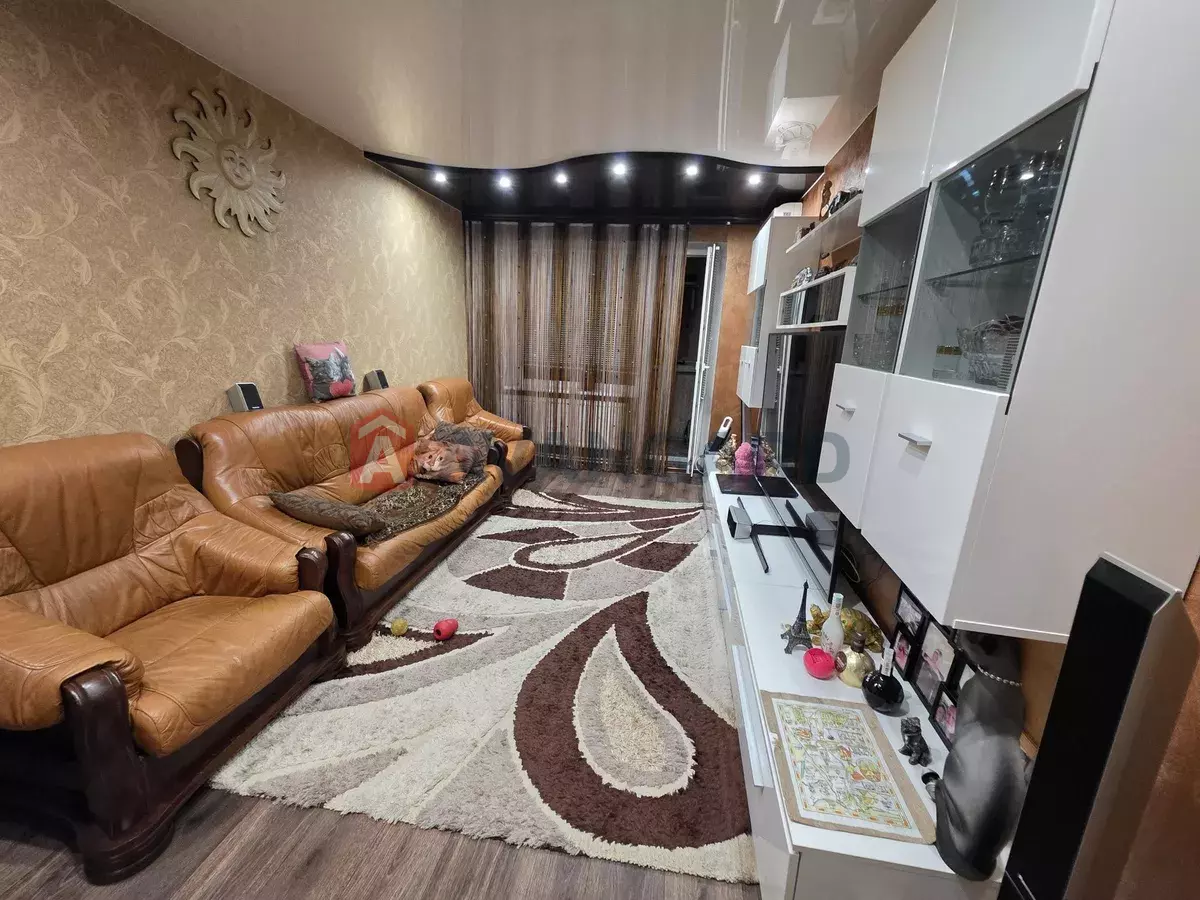 3 кім. квартира, 67/-/8 кв. м., 9/10 поверх фото 1 3 кім. квартира, 67/-/8 кв. м., 9/10 поверх фото 1