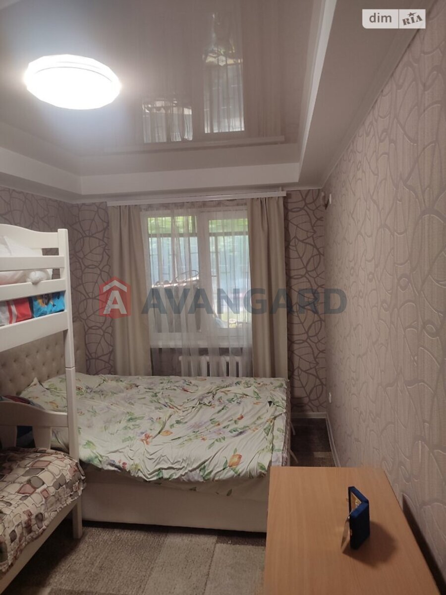 3 комн. квартира, 56/-/6 кв. м., 1/5 этаж фото 10 3 комн. квартира, 56/-/6 кв. м., 1/5 этаж фото 10