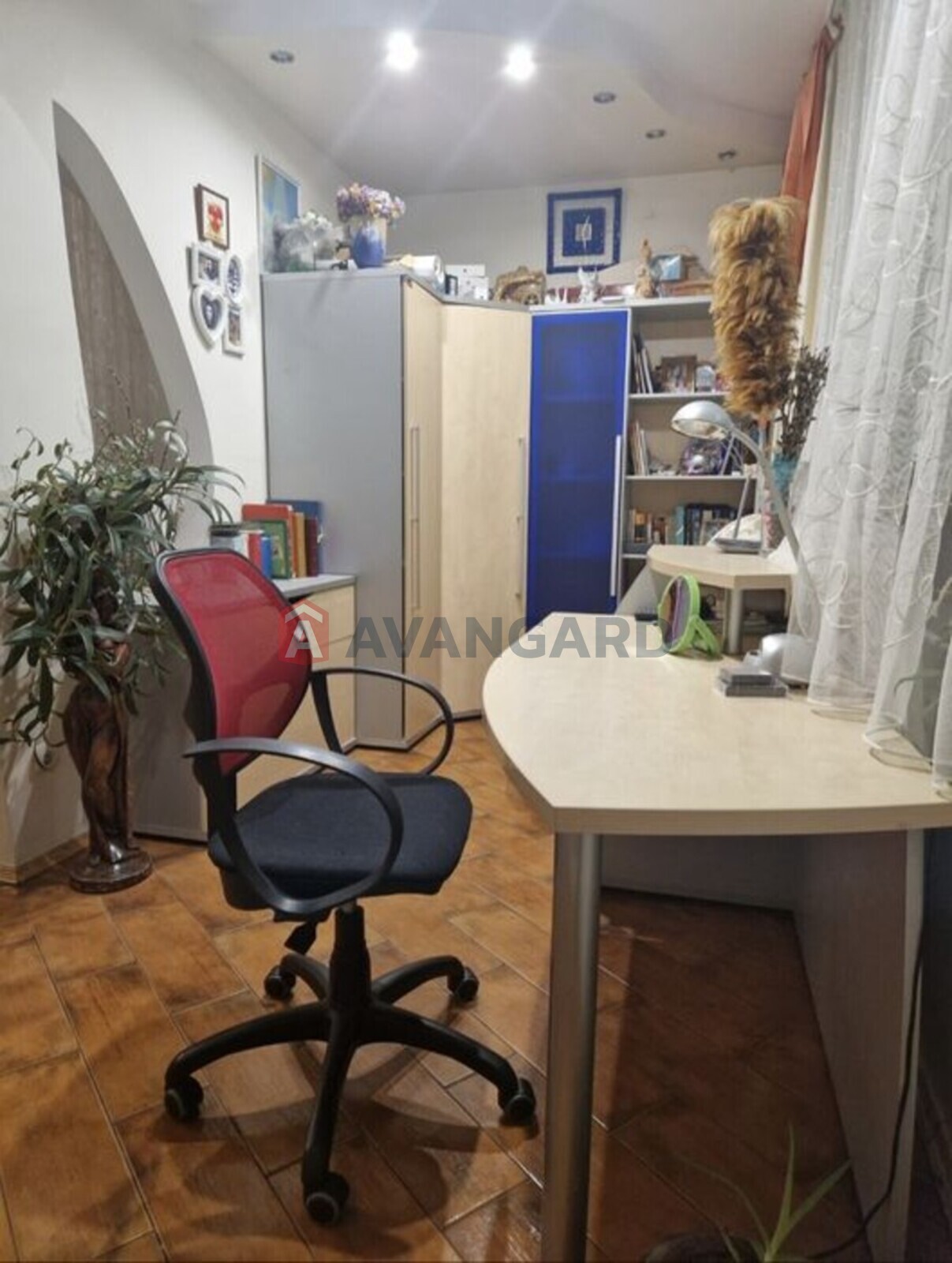 3 кім. квартира, 130/-/23 кв. м., 3/11 поверх фото 12 3 кім. квартира, 130/-/23 кв. м., 3/11 поверх фото 12